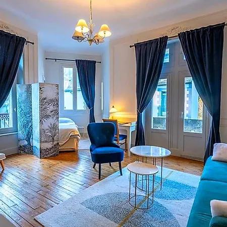 La Francois Premier Bed and breakfast 3*
